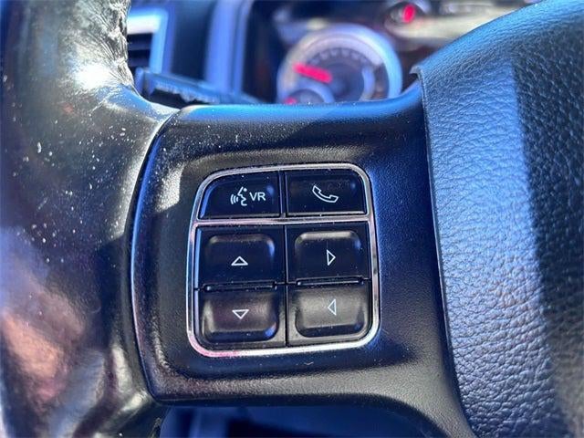 2018 RAM 1500 Big Horn Crew Cab 4x4 5'7' Box