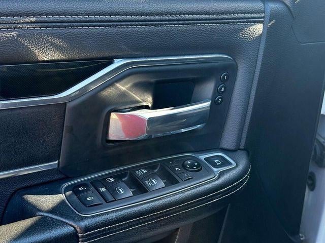 2019 RAM 2500 Laramie Crew Cab 4x4 6'4' Box