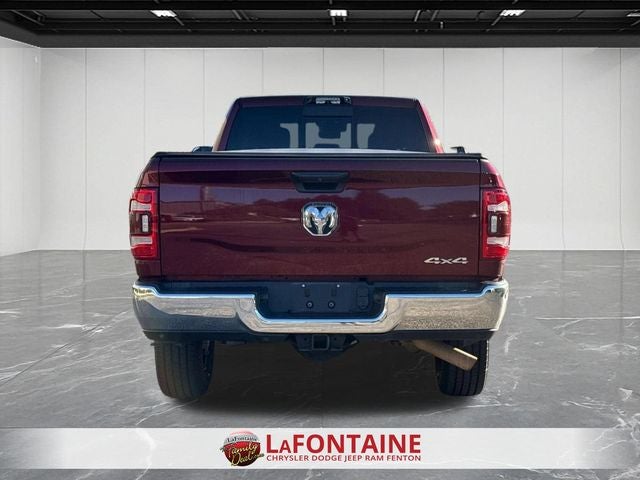 2021 RAM 2500 Tradesman Crew Cab 4x4 8' Box