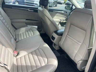 2020 Ford Fusion SEL