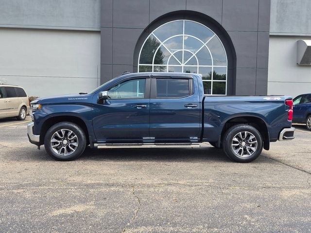 2022 Chevrolet Silverado 1500 LTD 4WD Crew Cab Short Bed LT with 2FL