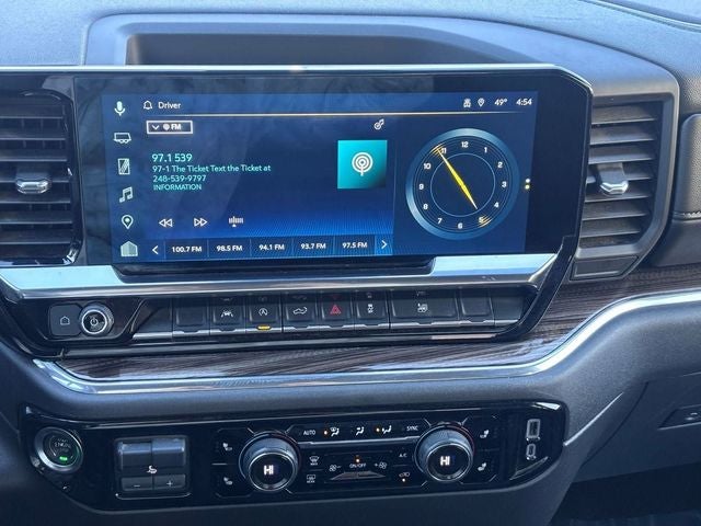 2025 Chevrolet Silverado 1500 4WD Crew Cab Standard Bed LT