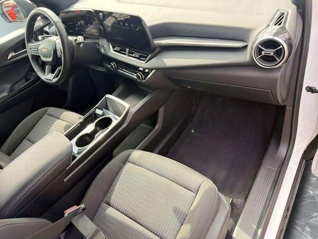 2025 Chevrolet Equinox FWD LT