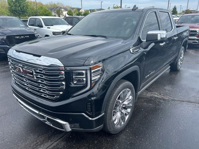 2023 GMC Sierra 1500 4WD Crew Cab Short Box Denali