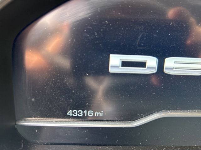 2023 GMC Sierra 1500 4WD Crew Cab Short Box Denali