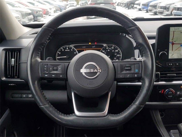 2023 Nissan Pathfinder SL 4WD