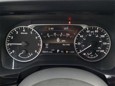 2023 Nissan Pathfinder SL 4WD