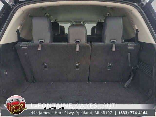 2023 Nissan Pathfinder SL 4WD