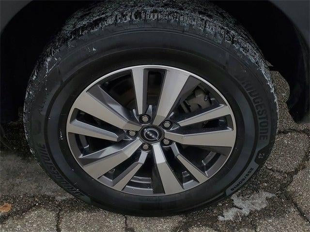 2023 Nissan Pathfinder SL 4WD