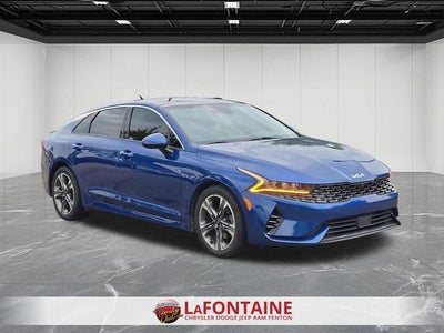 2022 Kia K5 EX