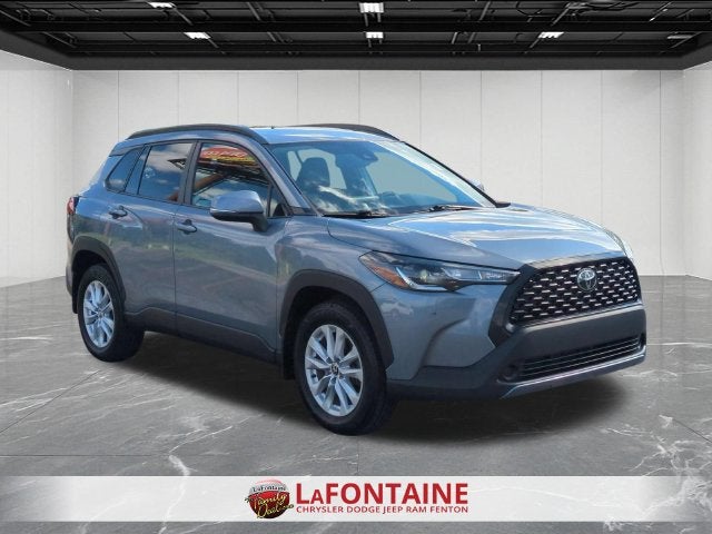 2022 Toyota Corolla Cross LE