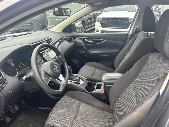 2017 Nissan Rogue Sport SV