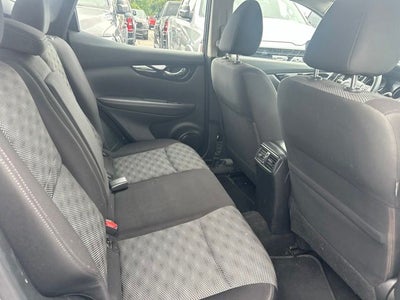 2017 Nissan Rogue Sport SV