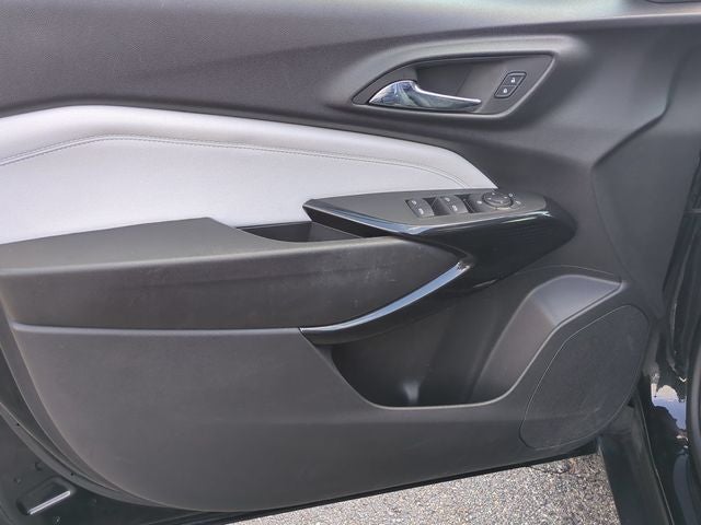 2024 Chevrolet Trax FWD LT