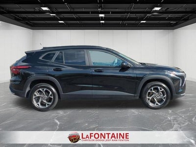 2024 Chevrolet Trax FWD LT