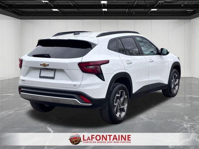 2025 Chevrolet Trax FWD LT