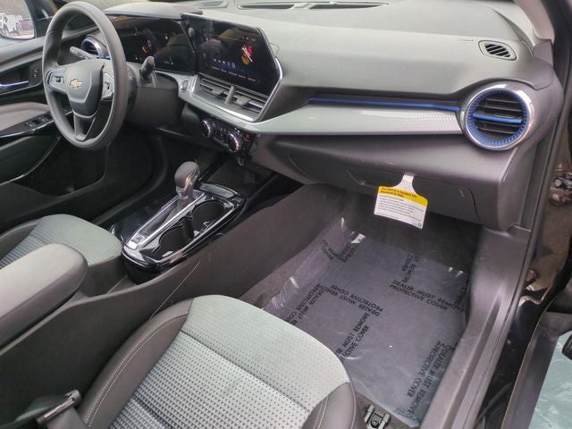 2025 Chevrolet Trax FWD LT