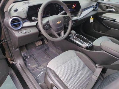 2025 Chevrolet Trax FWD LT