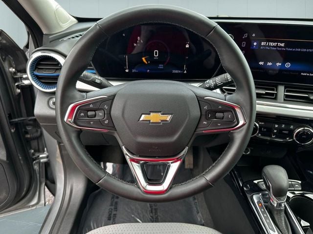 2025 Chevrolet Trax FWD LT