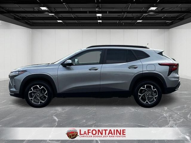 2025 Chevrolet Trax FWD LT