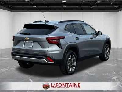 2025 Chevrolet Trax FWD LT