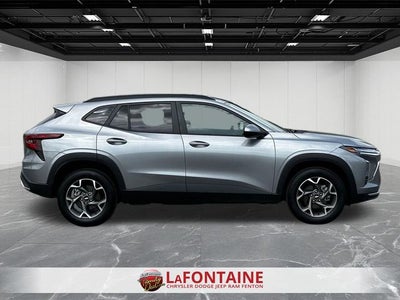 2025 Chevrolet Trax FWD LT