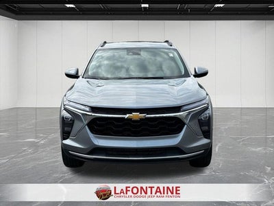 2025 Chevrolet Trax FWD LT