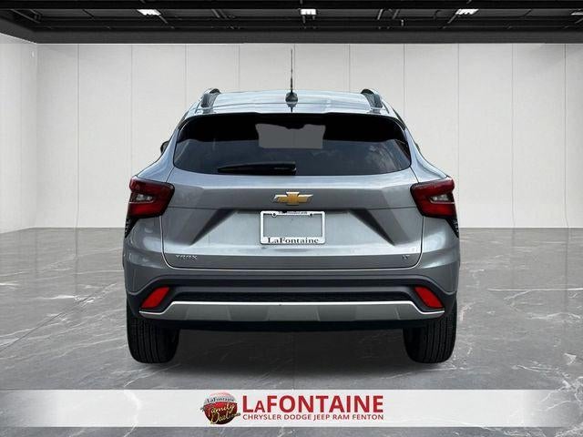 2025 Chevrolet Trax FWD LT