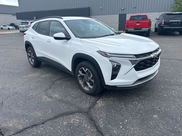 2025 Chevrolet Trax FWD LT