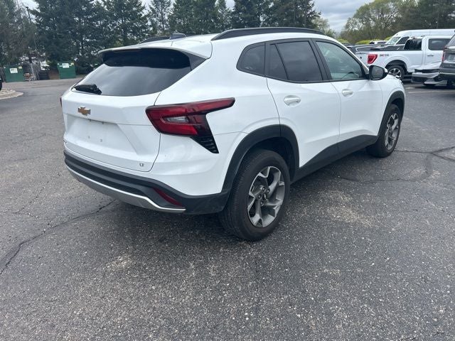 2025 Chevrolet Trax FWD LT