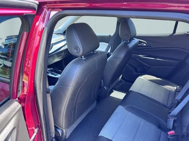 2025 Chevrolet Trax FWD LT