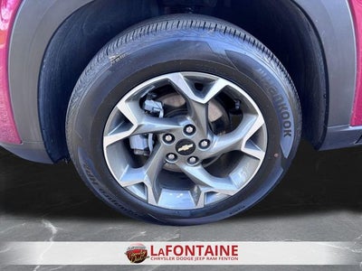 2025 Chevrolet Trax FWD LT