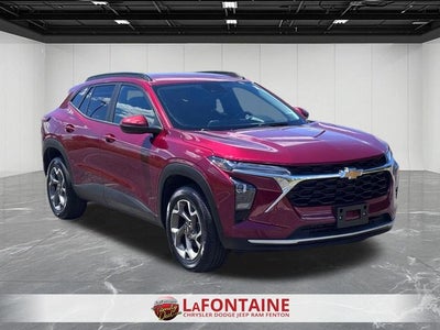 2025 Chevrolet Trax FWD LT