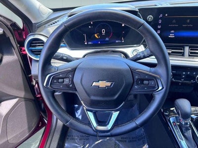 2025 Chevrolet Trax FWD LT