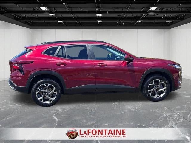 2025 Chevrolet Trax FWD LT