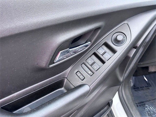 2021 Chevrolet Trax FWD LS