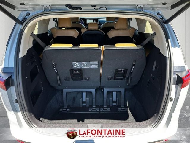 2024 Kia Carnival MPV EX