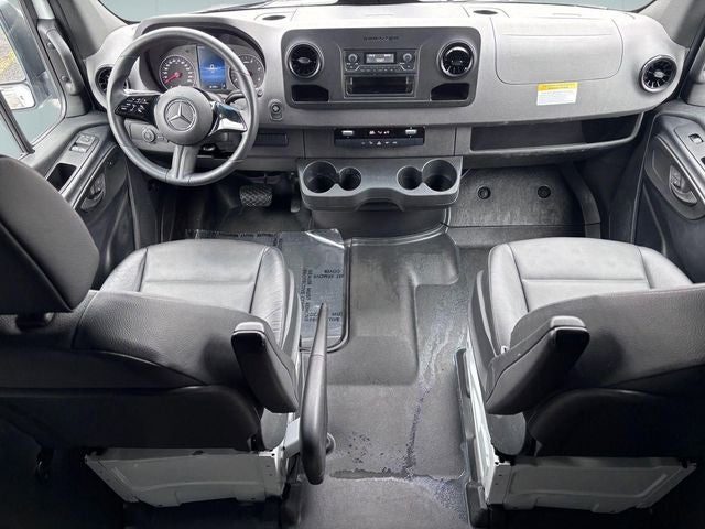 2025 Mercedes-Benz Sprinter 2500 Standard Roof 4-Cyl Diesel
