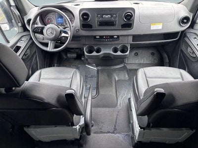 2025 Mercedes-Benz Sprinter 2500 Standard Roof 4-Cyl Diesel