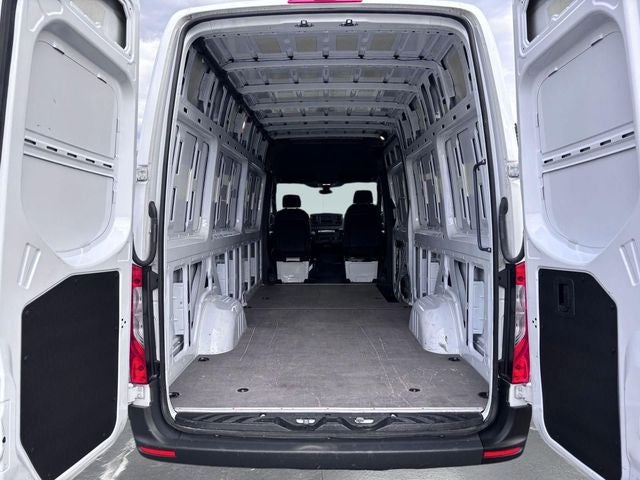 2025 Mercedes-Benz Sprinter 2500 High Roof 4-Cyl Diesel