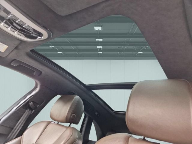 2015 Porsche Macan Turbo