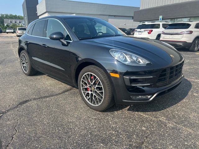 2015 Porsche Macan Turbo