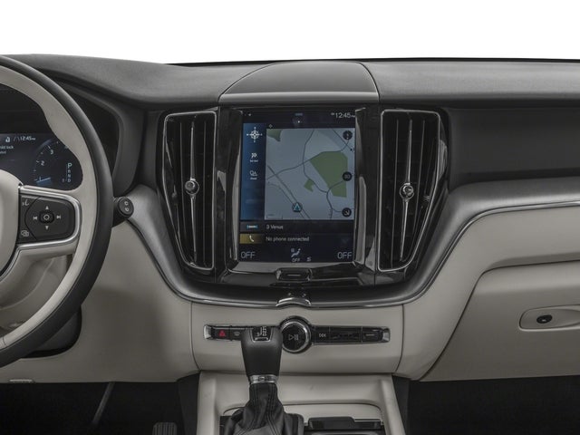 2018 Volvo XC60 T6 Momentum