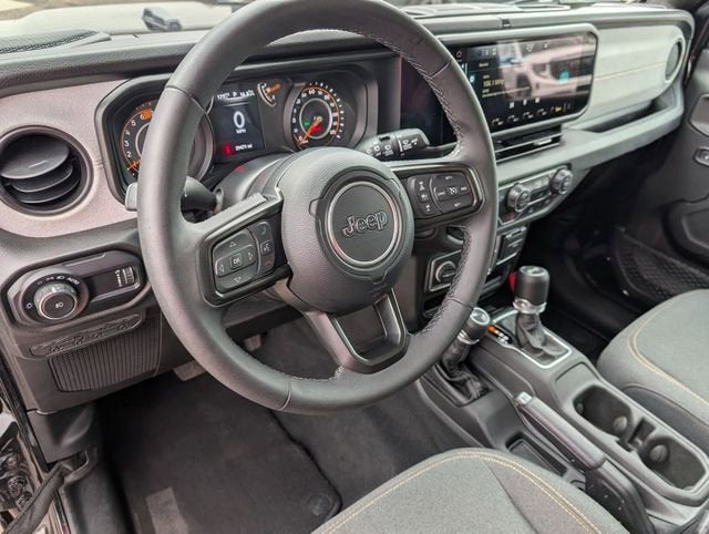 2025 Jeep Wrangler 4-Door Summit 4x4