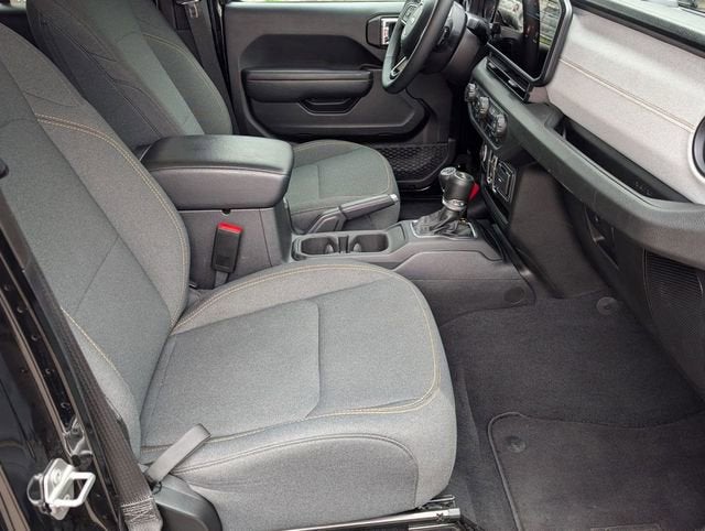 2025 Jeep Wrangler 4-Door Summit 4x4