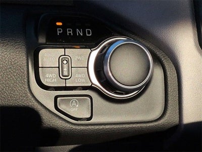 2022 RAM 1500 Big Horn Crew Cab 4x4 5'7" Box