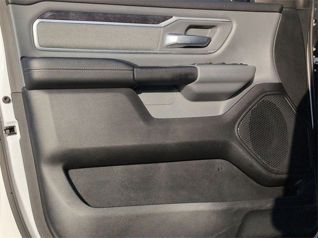 2022 RAM 1500 Big Horn Crew Cab 4x4 5'7" Box