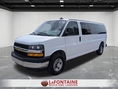 2024 Chevrolet Express Passenger 3500 1LT