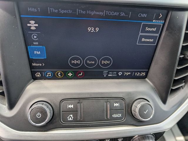 2022 GMC Acadia SLE