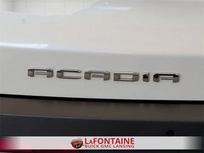 2023 GMC Acadia SLT